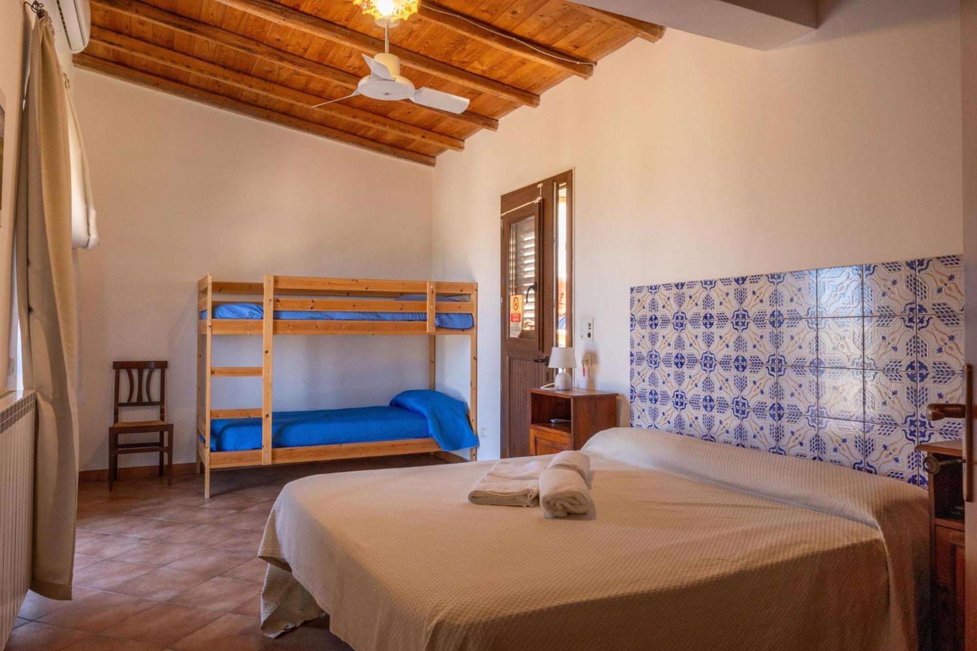 Fattoria Manostalla Villa Chiarelli Balestrate Exteriör bild